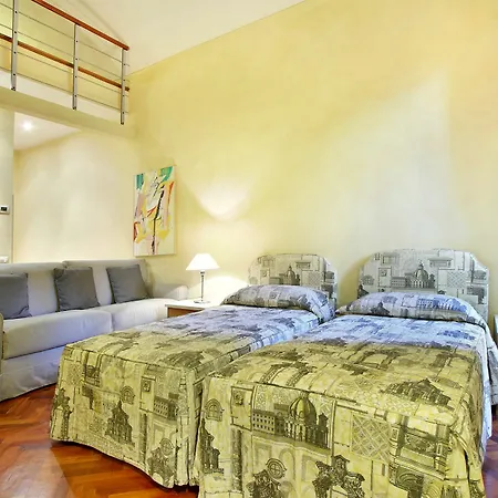 Piccolo Aparthotel 4*
